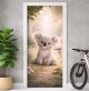 Türtapete selbstklebend | fürs Kinderzimmer | Stofftier Koala Plüsch 200 x 90 cm | Tür Aufkleber Poster Türfolie | Einteilig | Wasserfest 3D Türaufkleber Wandtattoo Türposter Kinder Motiv