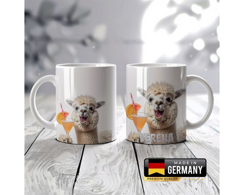 Personalisierte Kaffeetasse Lustiges Alpaka mit Cocktail